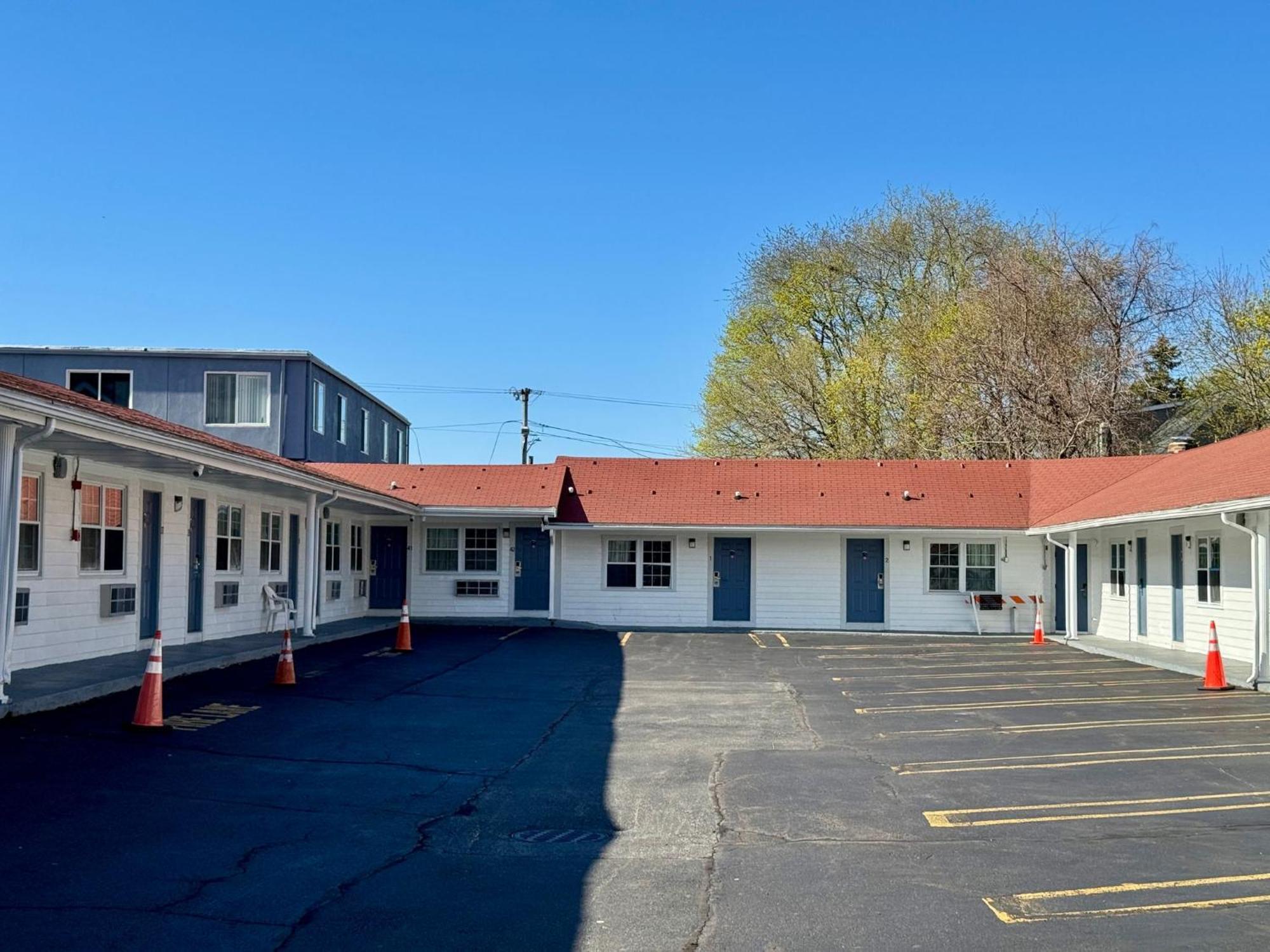 Chisholm'S Motor Inn Saugus Ngoại thất bức ảnh
